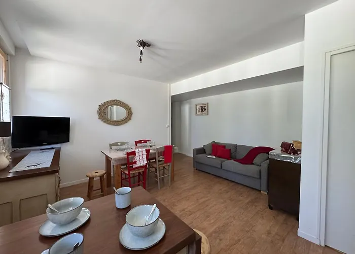 L'etoile Des 2 Villages - Le Janremon - Rez-de-chaussee - Acces Skis Aux Pieds Apartmán