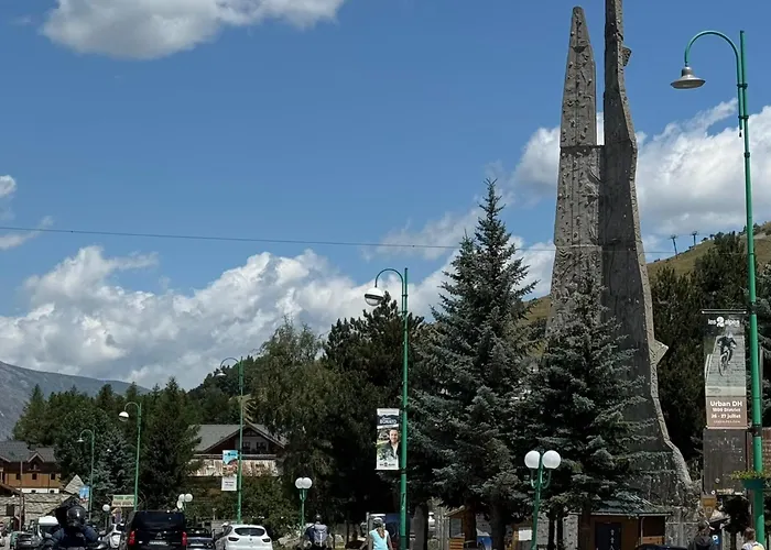 L'etoile Des 2 Villages - Le Janremon - Rez-de-chaussee - Acces Skis Aux Pieds Ле дез Альп